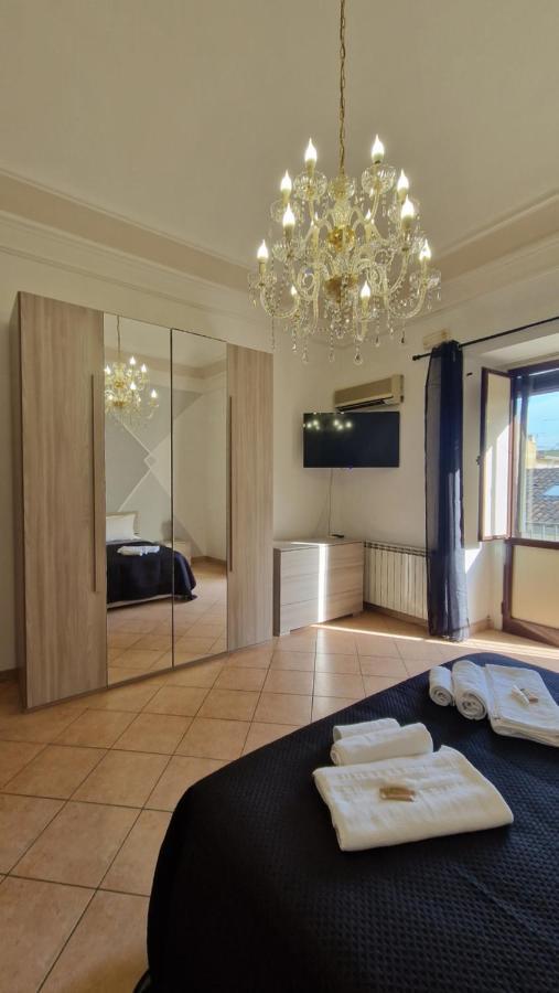 The Crazy House Apartment Catania Luaran gambar