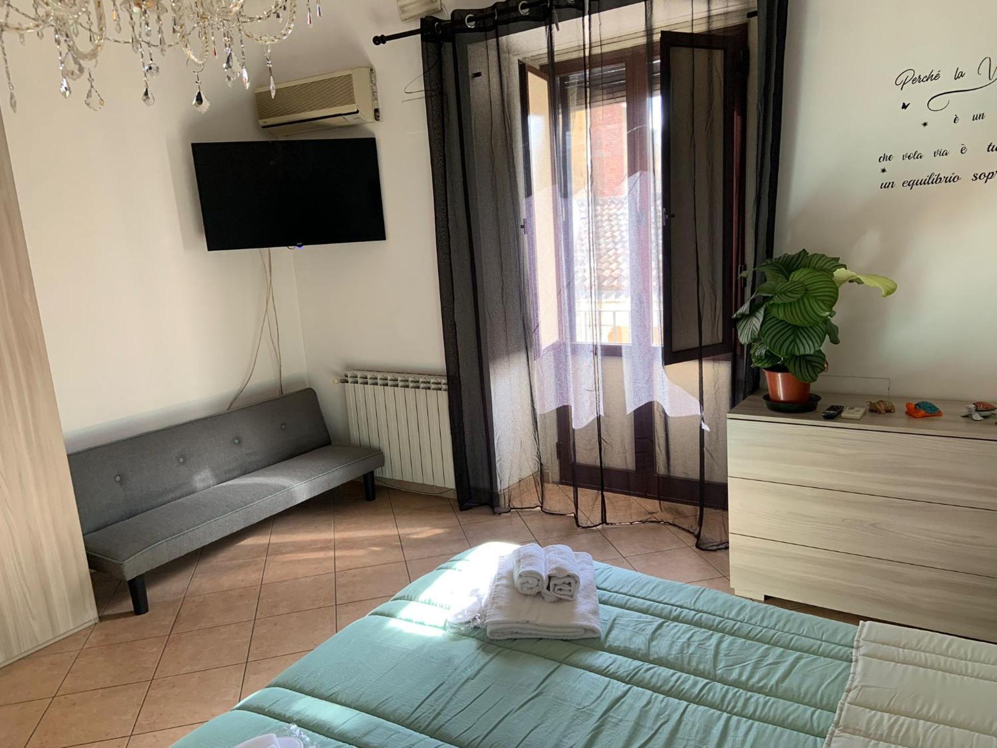 The Crazy House Apartment Catania Luaran gambar
