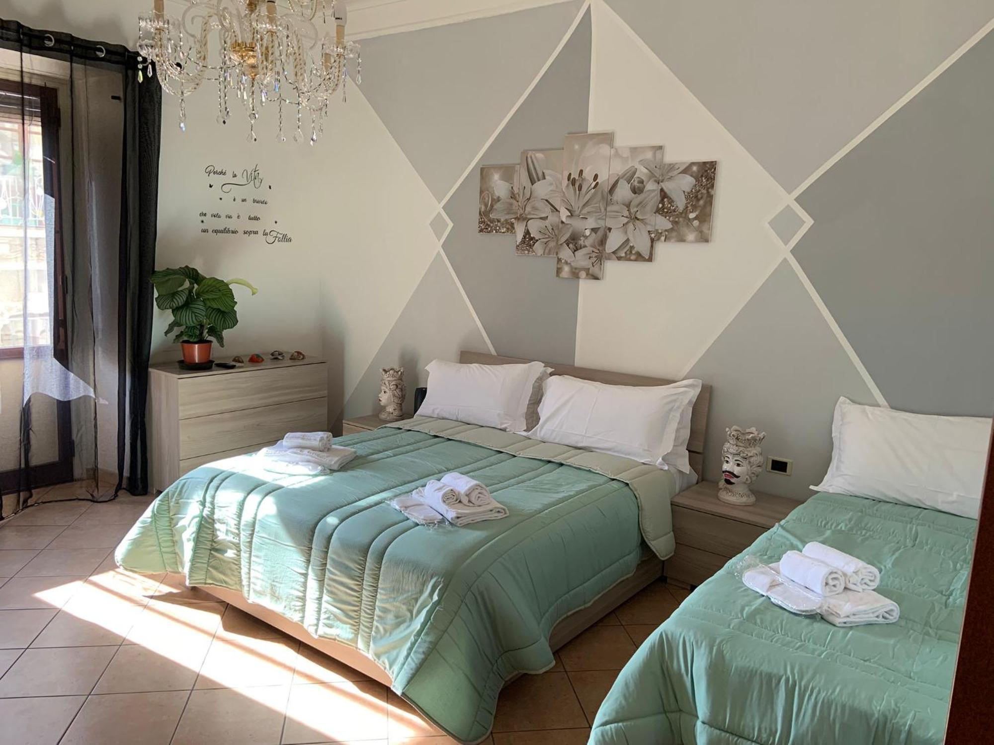 The Crazy House Apartment Catania Luaran gambar